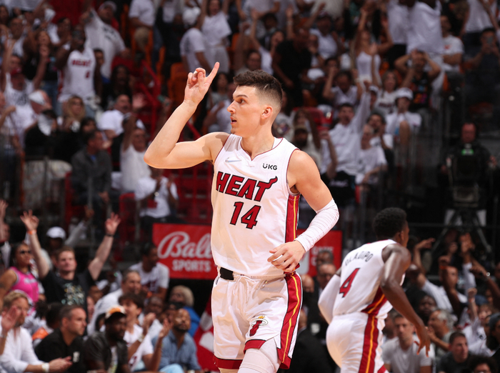 开云娱乐-热火遭猛龙三杀锁定附加赛，希罗里程碑变里程悲！巴恩斯25+8+5|阿德巴约|布兰登-英格拉姆|巴姆-阿德巴约|斯科蒂-巴恩斯|哈里森-巴恩斯_新浪体育_新浪新闻